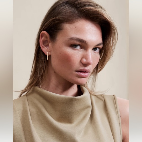 NWT BANANA REPUBLIC COWL-NECK TOP - Picture 3 of 4